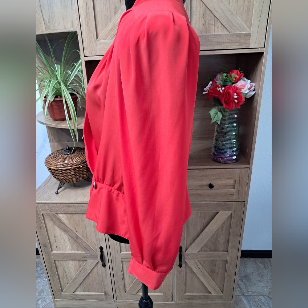 Elegant Red Women's Blouse - Picture 4 of 13